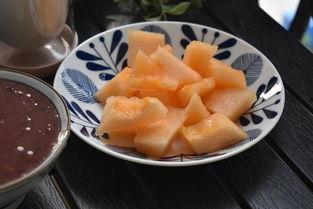 早餐吃冻哈密瓜,清爽美味新体验
